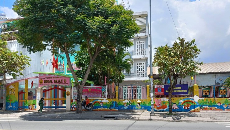 MẶT TIỀN CHUẨN - DOANH THU xuất sắc - giá cả tương đối rẻ - BÁN GẤP GẤP. trung tâm K82 Hiếm căn nhà Bán