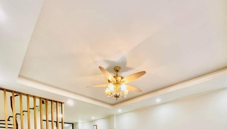 Bán Gấp! Nhà Vip Quận Hai BÀ Trưng, Phố Trương Định, 101m x 5T. Giá 29 tỷ