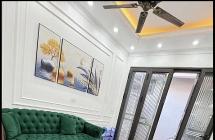 Bán nhà Tôn Đức Thắng, DT 30m2 x 6 tầng, 4,98 tỷ, Lô góc, Nội thất đầy đủ, 50m ra phố, ngõ thông kinh doanh nhộn nhịp, hàng xóm thân thiện dễ gần,