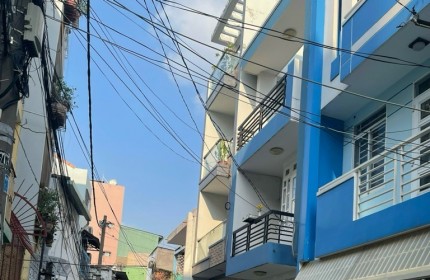 Bán nhà quận 11, đường Trịnh Đình Trọng, 46.8m2, hẻm 7m, 4 tầng, 7.7 tỷ