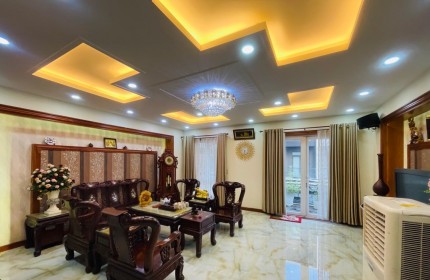 BÁN BIỆT THỰ - 4 TẦNG - NGANG 6.7M - TẶNG FULL NỘI THẤT GỖ - P TÂN SƠN NHÌ - KHU VIP