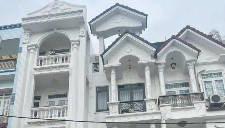 Bán ngôi nhà con đường Tô ký kết Ngã Ba Bầu, Ngang rộng lớn 7m. 107m2, Tân Chánh Hiệp. Q12