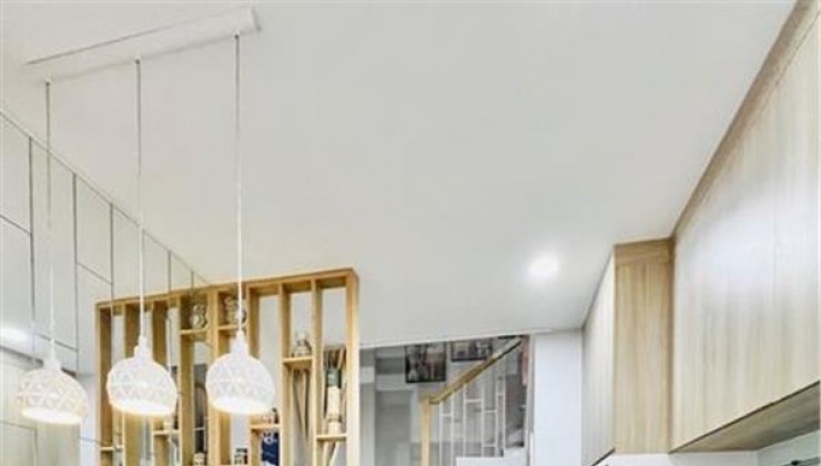 nhà 1 trệt 1 lầu HXH 5m ngay khu Hồng Long - Hiệp Bình Phước. hơn 5 tỷ.