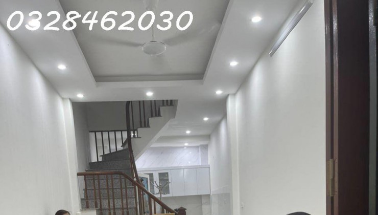 Chính chủ bán nhà Hoàng Mai - 30m2 - 5 tầng - 3m mt - 4x Tỷ Giá thương lượng