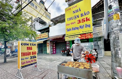 Mình cần sang lại mặt bằng quán mới bán hơn 1 tháng do có việc gia đình không thể bán típ được nên cần sang lại