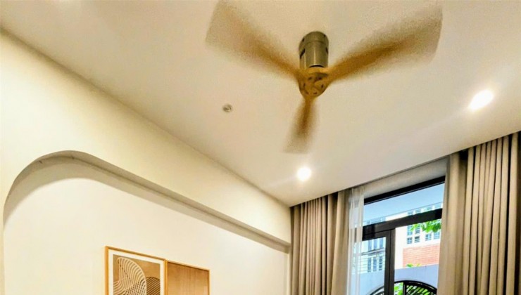 SIÊU PHẨM NHÀ ĐẸP TÂN BÌNH - 52m2 x 3 TẦNG - VUÔNG VẮN, NỞ HẬU NHẸ - FULL NỘI THẤT - CHỈ 5 TỶ LẺ