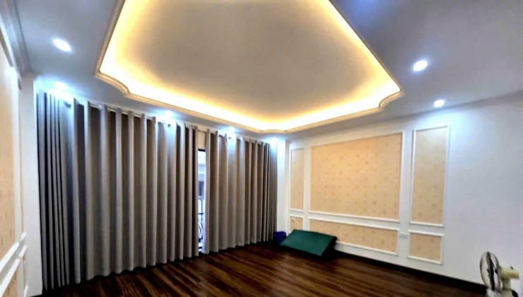 BÁN NHÀ ĐƯỜNG BƯỞI, TÂY HỒ, 40M2 7 TẦNG MT 5M- 12 TỶ- OTO ĐỖ CỔNG- NGÕ THÔNG- THANG MÁY