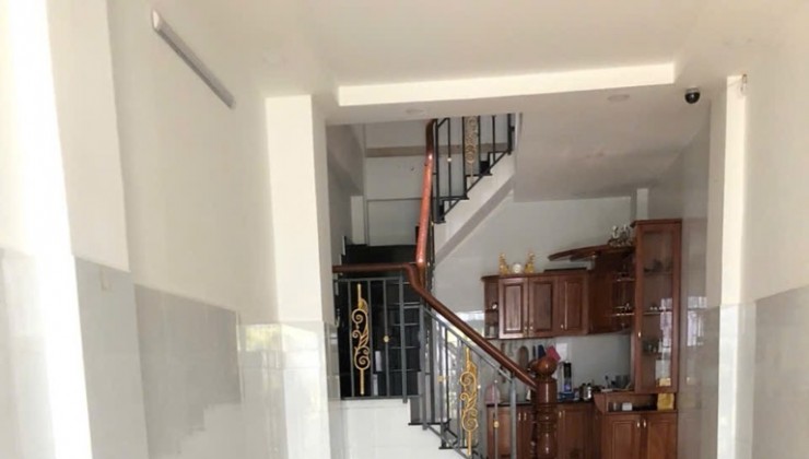 CHỦ CẦN RA GẤP, DT 41M2, NHÀ 4 TẦNG MỚI ĐẸP, TẠ QUANG BỬU - BÙI MINH TRỰC , XE HƠI 4 CHỖ VÀO NHÀ. P5, Q8.