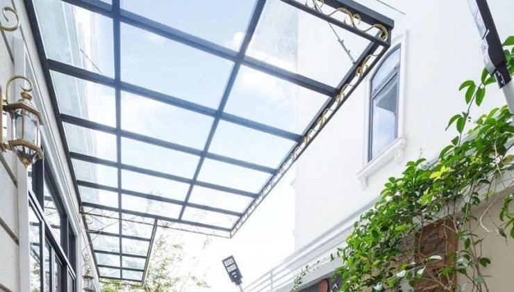 Q2 - SIÊU PHẨM BIỆT THỰ NGAY TRUNG TÂM HÀNH CHÍNH QUẬN 2 - 270M2 - 4 TẦNG - 5PN KÈM NỘI THẤT CAO CẤP  GIÁ CHÀO 75 TỶ CHÍNH CHỦ