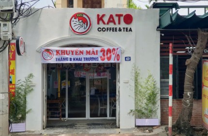 Do chuyển nhà xa quán nên mình đành phải sang nhượng lại quán Café