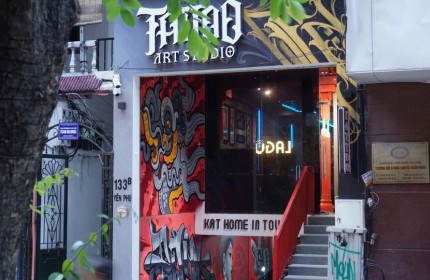 Sang nhượng tattoo studio mặt tiền đẹp tại phố Yên Phụ