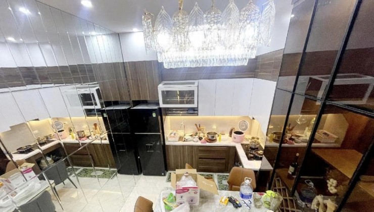 Bán nhà mặt phố Quang Trung 40m vỉa hè kinh doanh đỉnh mặt tiền rộng chỉ nhỉnh 13,4  tỷ đồng.