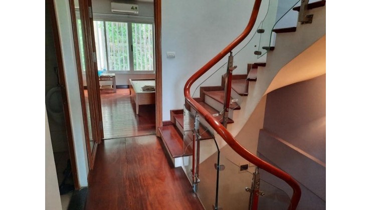 BÁN NHÀ MP HOÀNG HOA THÁM DT 54M  4 TÂNG MT 3.6M GIÁ  17.9 tỷ BA ĐÌNH