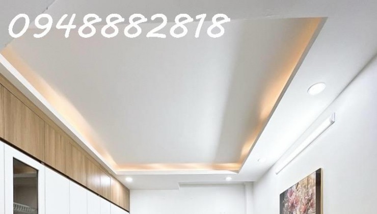 Tây Hồ 37m2, 5 tầng, MT 3.2m phù hợp Vừa ở và kinh doanh