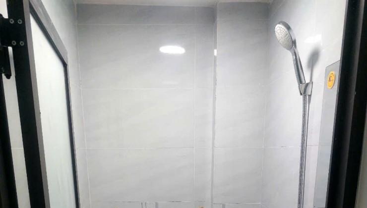 Bán nhà TP Thủ Đức gần chợ Bình Triệu - 16m2 SHR chỉ 1,650 tỷ. Lh:0388989159