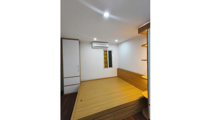 Bán nhà 2 tầng, 26m², ngõ Trương Định, Thịnh Liệt, Hoàng Mai - 1.65 tỷ sổ chung