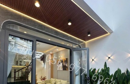 BÌNH THẠNH đón TẾT-NGUYỄN VĂN ĐẬU P7-46m2-3 TẦNG 04 PN-FULL NỘI THẤT - Chỉ 6.45 Tỷ tl.