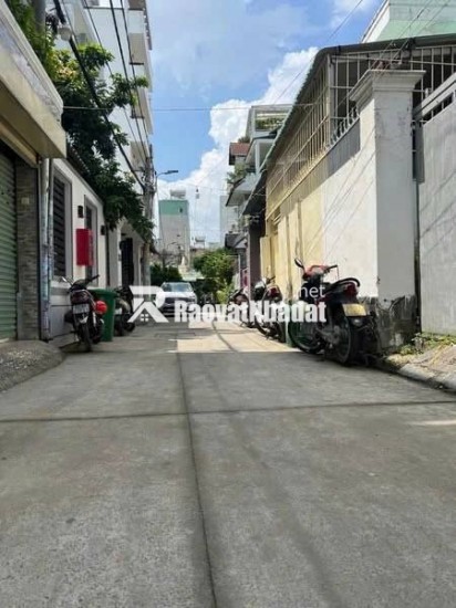NHÀ 3 TẦNG 72M CHỢ NHỎ Q9 