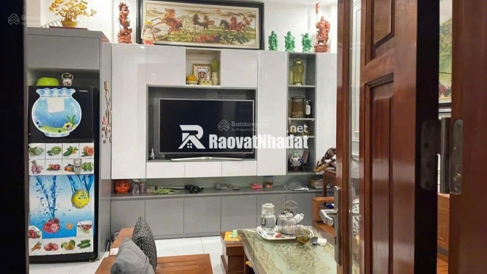CẦN BÁN GẤP NHÀ CẦU DIỄN NHỈNH 5 TỶ - 5 TẦNG TẶNG FULL NỘI THẤT VÀI BƯỚC CHÂN RA PHỐ