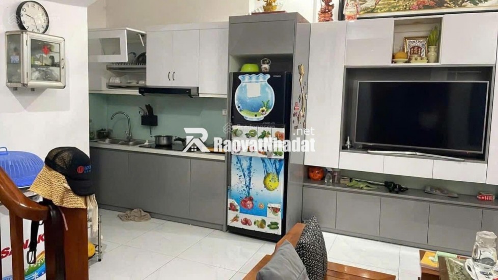 CẦN BÁN GẤP NHÀ CẦU DIỄN NHỈNH 5 TỶ - 5 TẦNG TẶNG FULL NỘI THẤT VÀI BƯỚC CHÂN RA PHỐ
