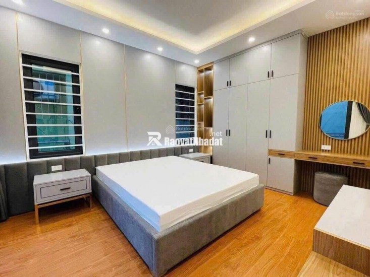 CẦN BÁN GẤP NHÀ CẦU DIỄN NHỈNH 5 TỶ - 5 TẦNG TẶNG FULL NỘI THẤT VÀI BƯỚC CHÂN RA PHỐ