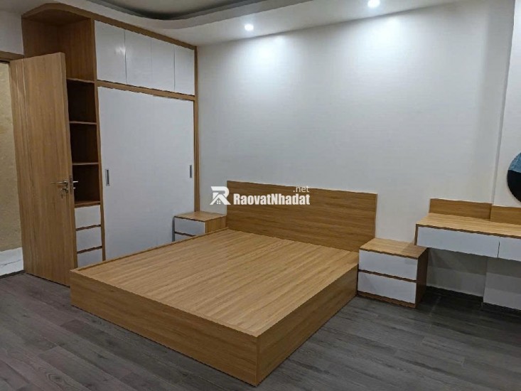 TỨ LIÊN 40m2 Mới xây Ngõ nông