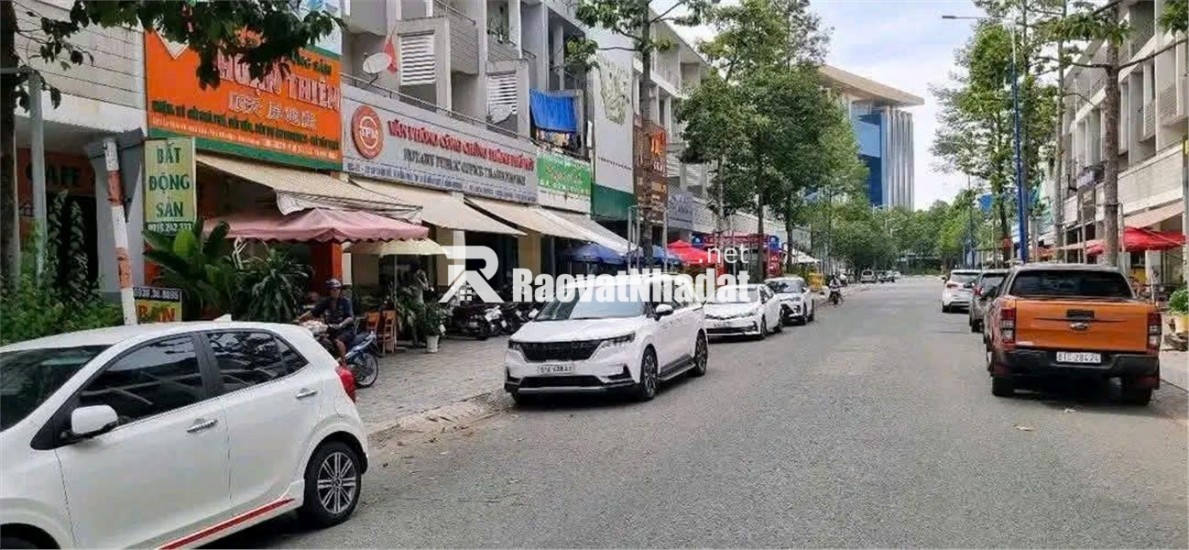 NHÀ 441M   - 7.5 TỶ -  - 4 TẦNG - SỔ ĐỎ . ĐẦU TƯ TIỀM NĂNG CẠNH PHÒNG CÔNG CHỨNG TP MỚI BINH DƯƠNG