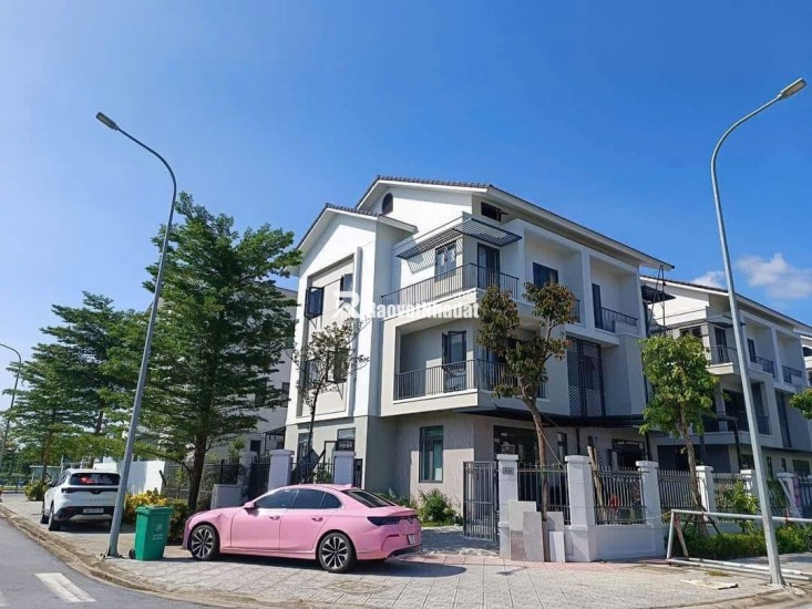 Biệt thự 180m2 Park View hơn 10 tỷ, cách cầu Vĩnh Tuy 12 km, giá gốc CĐT, thanh toán theo tiến độ