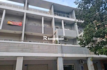 NHÀ 441M   - 7.5 TỶ -  - 4 TẦNG - SỔ ĐỎ . ĐẦU TƯ TIỀM NĂNG CẠNH PHÒNG CÔNG CHỨNG TP MỚI BINH DƯƠNG
