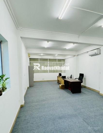 Chính chủ cần cho thuê văn phòng Nguyễn Lương Bằng, P Nam Đồng, Đống Đa, Hà Nội.