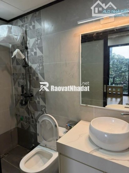 BÁN NHÀ NGUYỄN VĂN CỪ - Ô TÔ ĐỖ CỬA - KINH DOANH ĐỈNH - 51M2 ×5 TẦNG -12 TỶ