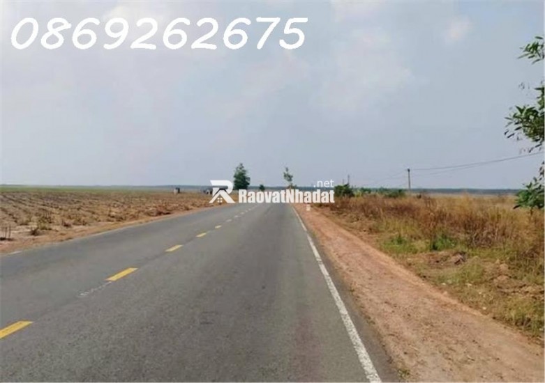 CHO THUÊ ĐẤT SKC 39.000M BÌNH DƯƠNG MẶT TIỀN ĐƯỜNG DT GIÁ 200 TRIỆU
