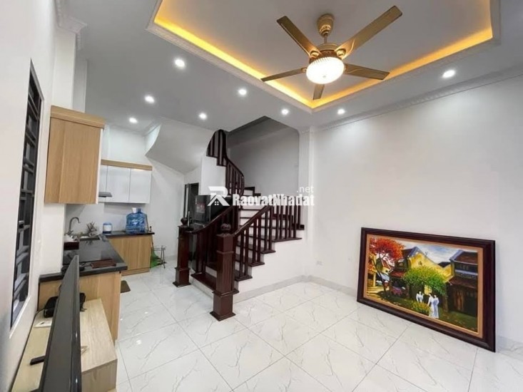 NGỌC LÂM -  5 TẦNG LÔ GÓC -  THÔNG NGUYỄN VĂN CỪ - GIÁ HƠN 7 TỶ