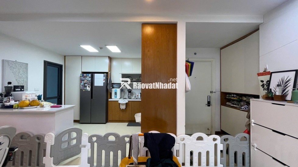 Bán căn hộ 3 phòng ngủ diện tích 139m2 tòa Goldmark City 136 Hồ Tùng Mậu