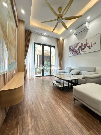 BÁN NHÀ QUẬN THANH XUÂN - Ô TÔ ĐỖ CỬA - MẶT NGÕ THÔNG - KINH DOANH SIÊU ĐỈNH  40 M x 5 TẦNG GIÁ CHÀO HƠN 10 TỶ