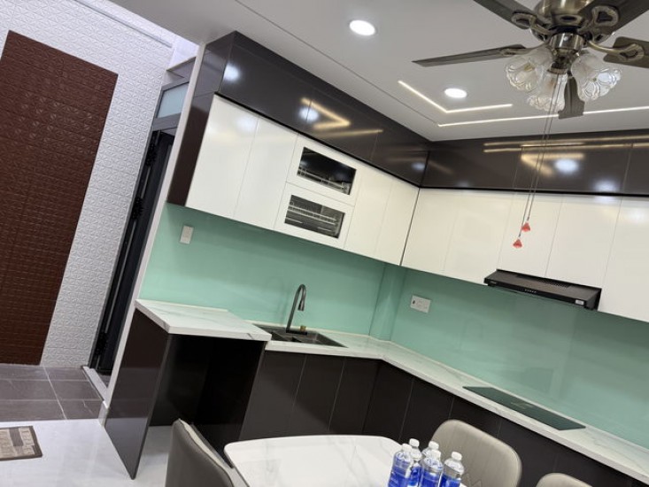 Bán Gấp Nhà 5 Tầng Khu VIP, Tân Chánh Hiệp Quận 12. Full Nội Thất Mới, Chỉ hơn 6 tỷ!