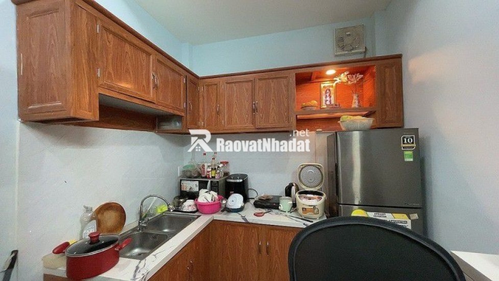 NHÀ ĐẸP - VỪA Ở VỪA KINH DOANH - CÁCH MẶT TIỀN 30M - 41M - 2 TẦNG - CHỈ NHỈNH 4 TỶ - THÍCH QUẢNG ĐỨC - PHÚ NHUẬN