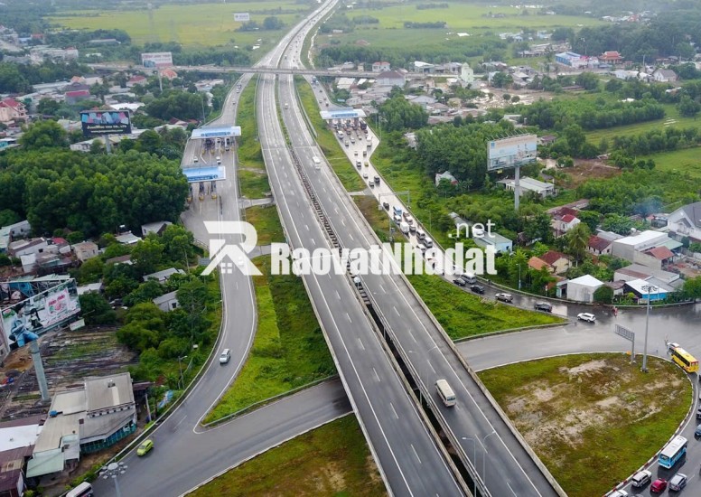 bán lô đất trung tâm thị trấn Định Quán, Đồng Nai