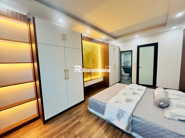 Bán Nhà Trung Tâm Quận Hoàng Mai - Diện Tích 35m2, Giá Chỉ Hơn 5 Tỷ!