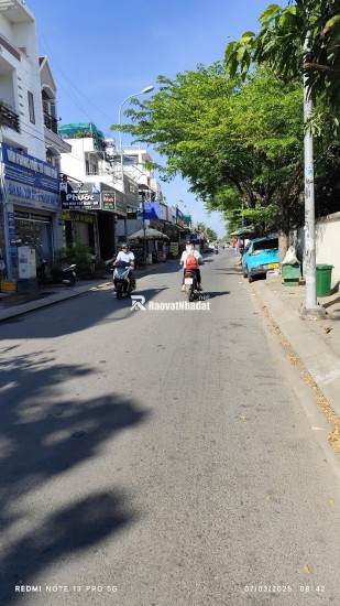 Bán đất 100m2 thổ cư sổ hồng, giá 7,8 tỷ tại Phường 16, Q8, TP.HCM.