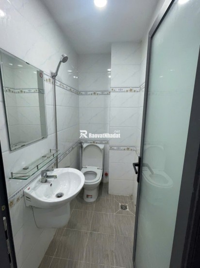 Bán nhà hẻm vào 15mTrần Xuân Soạn  Phường Tân Hưng, Quận 7, TPHCM nhà mới 100%,Diện tích sử dụng 80m2,giá chỉ 4,3 tỷ thương lượng. Diện tich  28m2