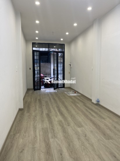 - BAN NHÀ THANH NHÀN - HAI BÀ TRƯNG, 31M, 5T, MT4,3M, 7 TỶ.
