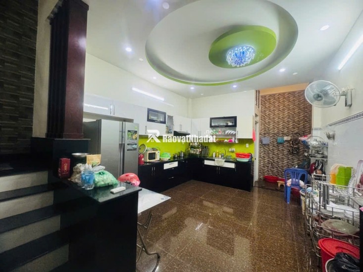 Bán nhà 100M2-3 tầng-Phạm Văn Bạch-P15QTB-7.8 tỷ