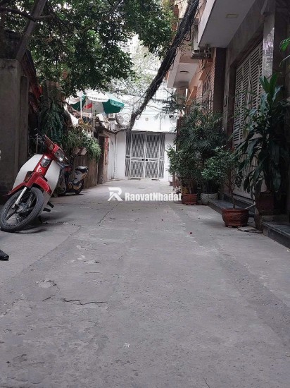 Nhà Quan Nhân Thang Máy 5 tầng mới xây ngõ xe ba gác thoáng mát diện tích sử dụng 30m giá nhỉnh 6 tỷ