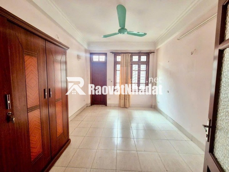 Nhà phố Nguyễn Văn Tuyết - Gia đình tự xây 5 tầng, MT 5,8m - Giá bán 11,5 tỷ có thương lượng