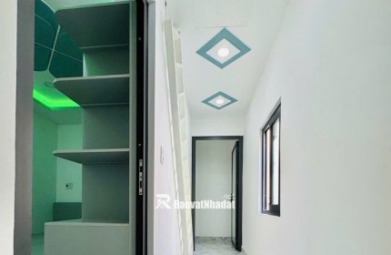 NHÀ HXH 2TẦNG 44M2 SHR HOÀN CÔNG ĐỦ GIÁ 5,5TỶ