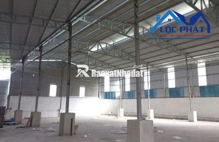 Cho thuê nhà xưởng 2200m2, nhà ở công nhân, điện 250KVA, hợp đồng dài hạn, giá 55 triệu