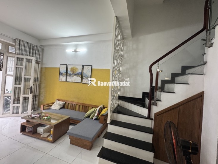 Bán Nhà đường 22 Linh Đông, Thủ Đức, 65m2, 3 tầng, hẻm xe hơi, khu phân lô