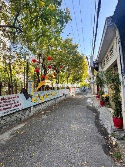 TRƯỚC NHÀ 3.5M THÔNG  - 45M2 (4x11M) HẬU 4.1M - 4 TẦNG 4 PHÒNG NGỦ - SỔ VUÔNG ĐẸP - HOÀN CÔNG ĐỦ.