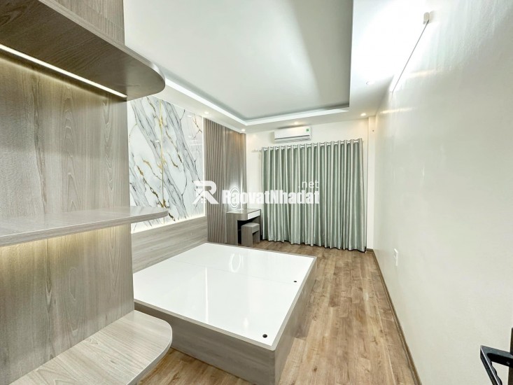 THANH TRÌ - NHÀ 5 TẦNG HIỆN ĐẠI, FULL NỘI THẤT, Ô TÔ ĐỖ CỬA